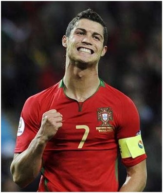 谁给了球迷“训话”的权力？（球迷“训话”之权从何而来？）