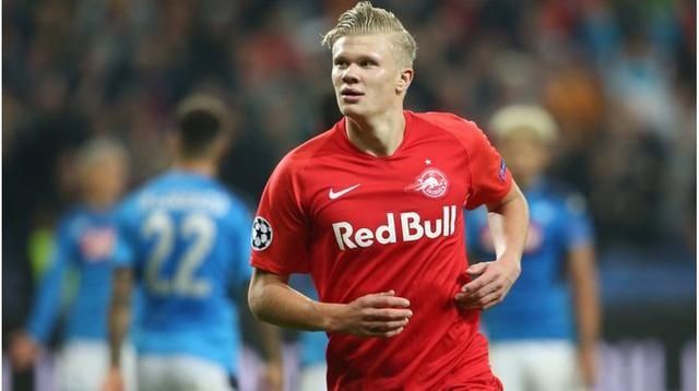 德转列本赛季30岁以上选手进球排行榜：凯恩领跑，...（德转发布本赛季30岁以上球员射手榜：凯恩居首，...）