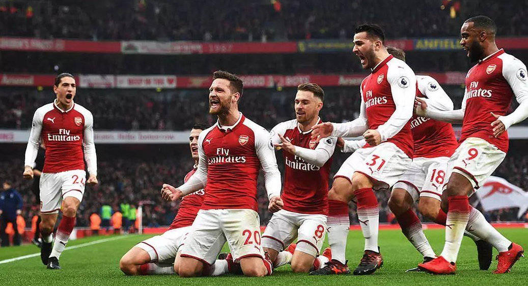 对猛龙跨季10连胜！布伦森35+6三分势不可挡 与场边球迷对喷太经典（跨季对猛龙豪取10连胜！布伦森35+6三分如雨，场边与球迷互喷成名场面）