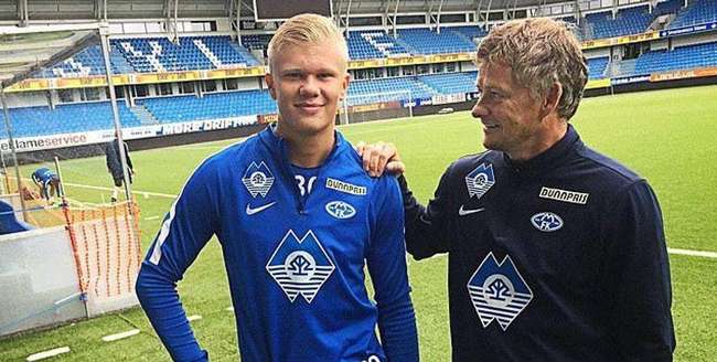 斯洛特：我没说过不会找萨拉赫谈；近三场联赛我们已经有改变（斯洛特：从未说不会和萨拉赫谈，近三轮联赛已做出调整）