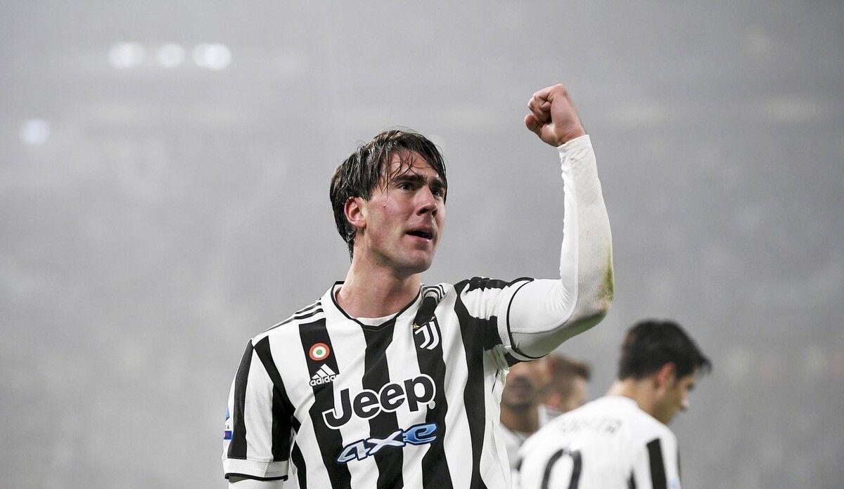 梅罗时代终章将至，哈兰德是否会成为世界杯新王候选人？（梅罗谢幕在即，哈兰德会是世界杯新王热门吗？）