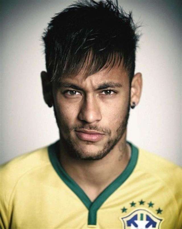 斯卢茨基：明天会竭尽全力发挥出最好的精神面貌和技战术水平（斯卢茨基：明日全力以赴 展现最佳精神状态与技战术水平）