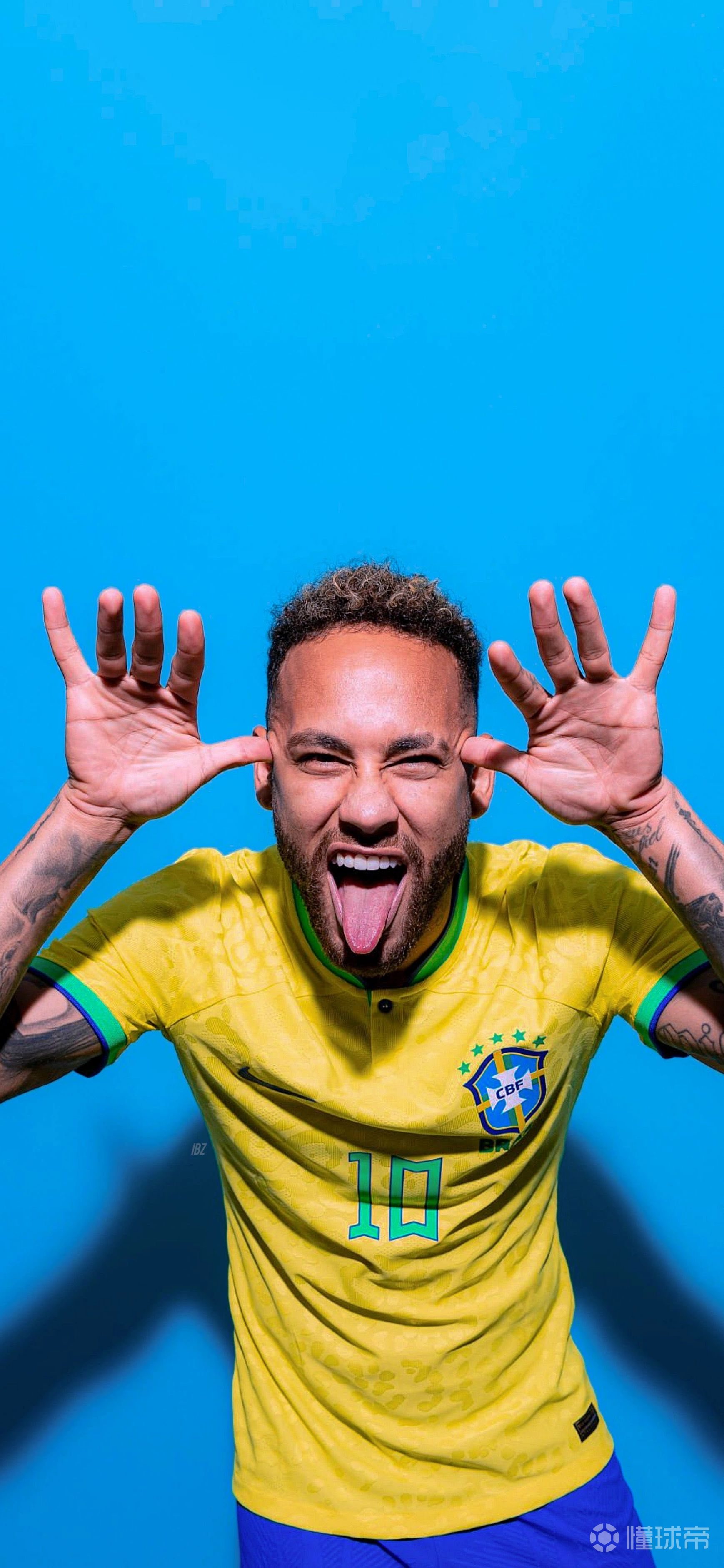 津媒谈国足选帅：本土“少壮派”教练的优势不容忽视（津媒：国足选帅应重视本土新生代教练的优势）