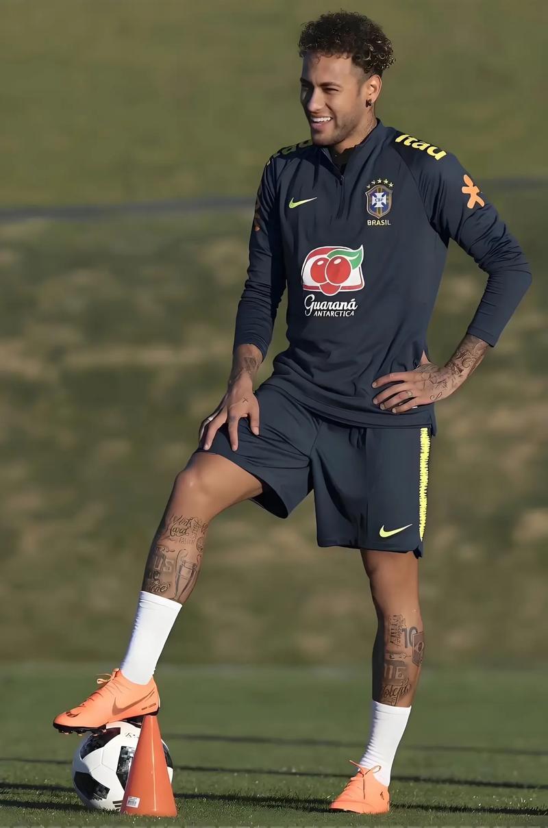 火力全开！孙颖莎王楚钦直落三局击败法国组合，助中国队先拿3分（孙颖莎／王楚钦三局横扫法国组合，助国乒率先拿下3分）